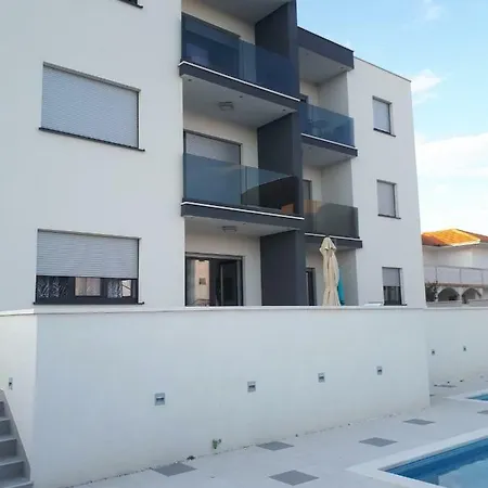 Marina Apartman